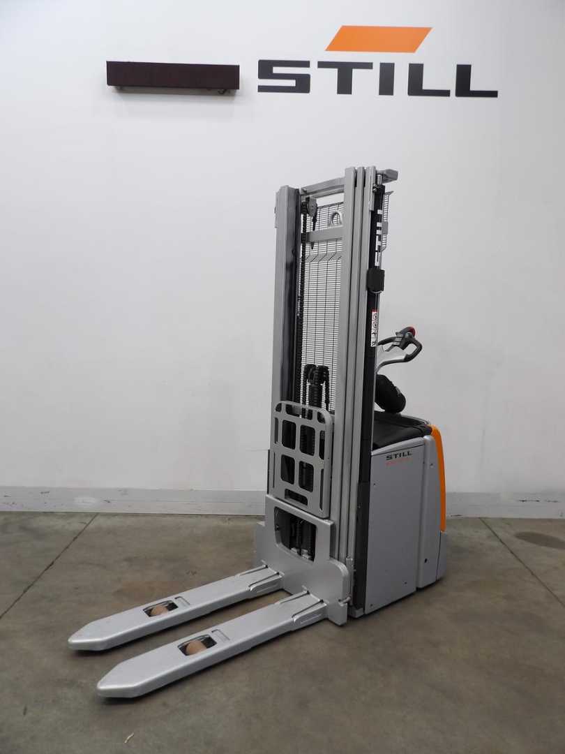Used Forklift STILL EXV-SF16_BATT.NEU Balstdakšu krautņotāja vadītāja stāvplatforma (vai līdzbraucēja platforma) (Image 3) Used Forklift STILL EXV-SF16_BATT.NEU Balstdakšu krautņotāja vadītāja stāvplatforma (vai līdzbraucēja platforma) (Image 3)