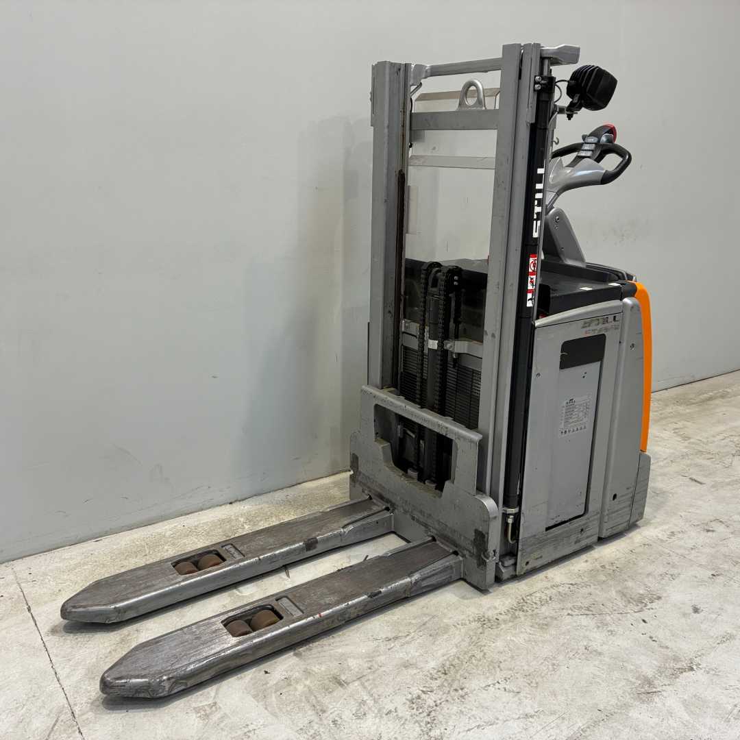 Used Forklift STILL EXV-SF16 Balstdakšu krautņotāja vadītāja stāvplatforma (vai līdzbraucēja platforma) (Image 3) Used Forklift STILL EXV-SF16 Balstdakšu krautņotāja vadītāja stāvplatforma (vai līdzbraucēja platforma) (Image 3)