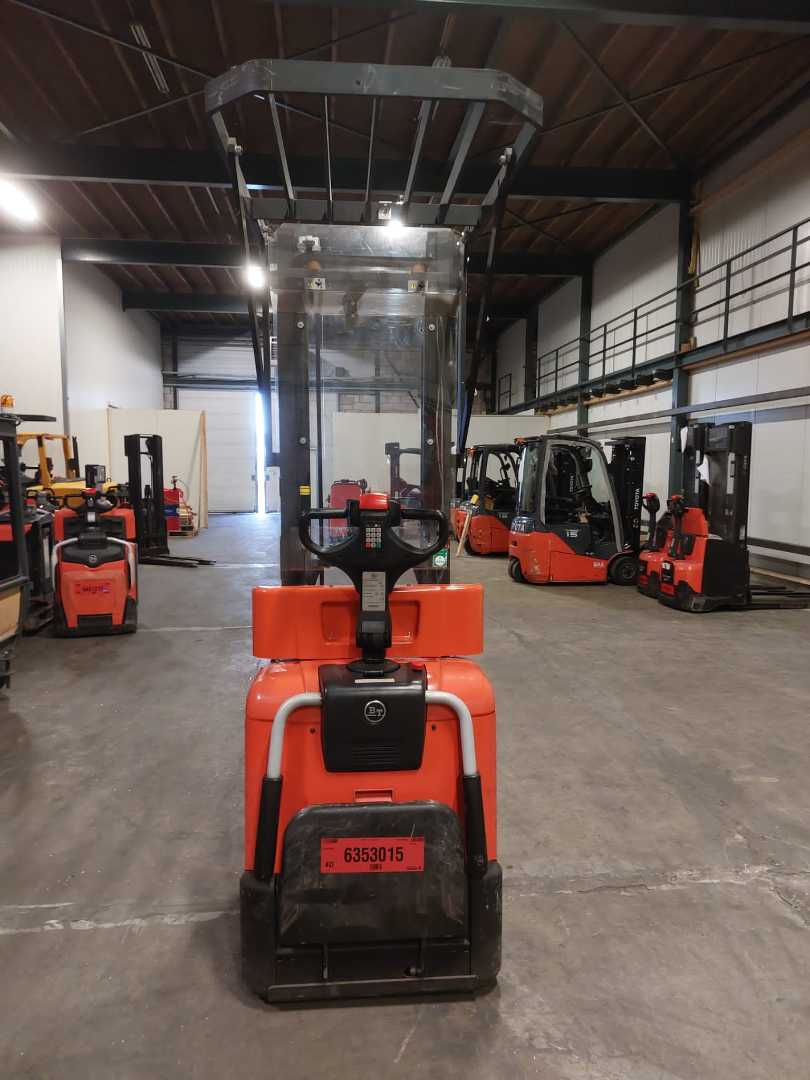 Used Forklift BT SPE125 Balstdakšu krautņotājs ar dīseli (Image 3) Used Forklift BT SPE125 Balstdakšu krautņotājs ar dīseli (Image 3)