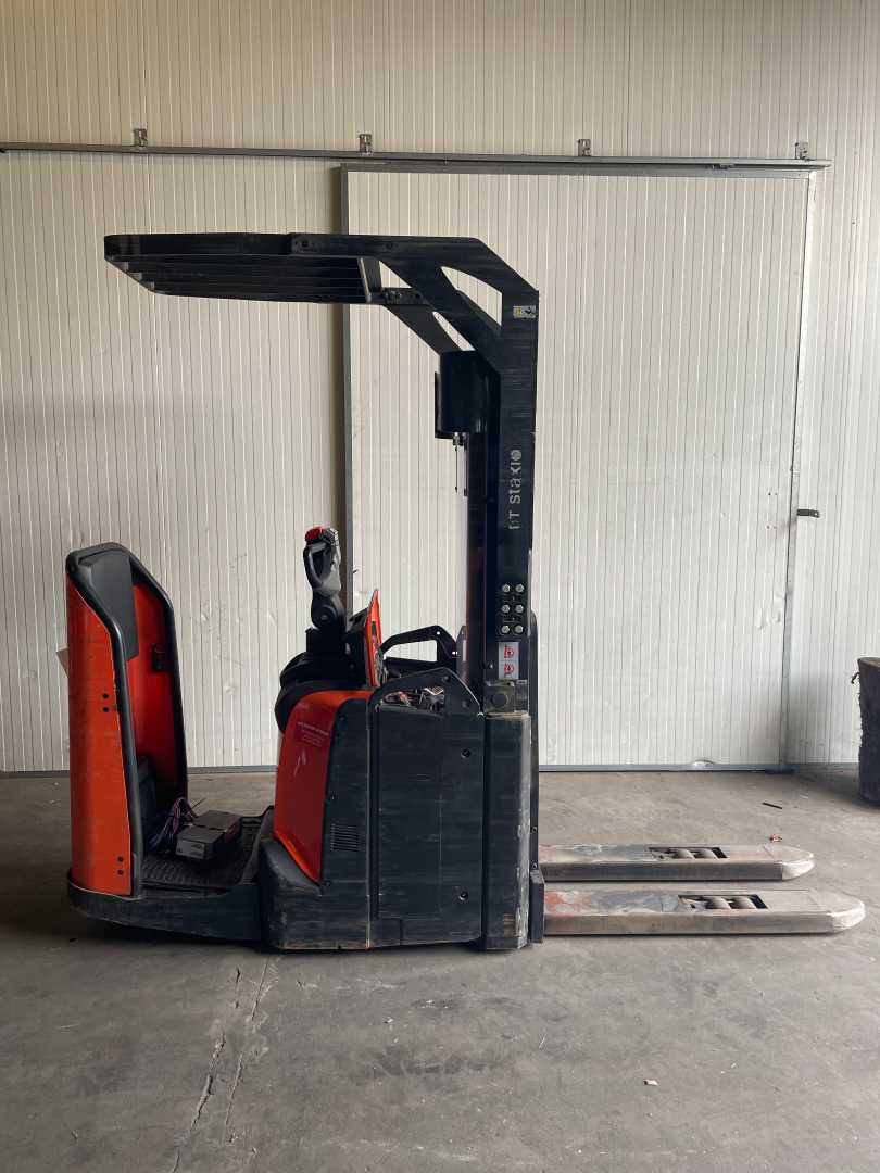 Used Forklift BT SPE140l Balstdakšu krautņotājs ar dīseli (Image 1) Used Forklift BT SPE140l Balstdakšu krautņotājs ar dīseli (Image 1)