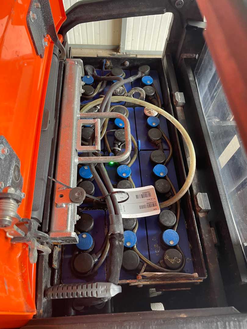 Used Forklift BT SPE140L Balstdakšu krautņotājs ar dīseli (Image 2) Used Forklift BT SPE140L Balstdakšu krautņotājs ar dīseli (Image 2)