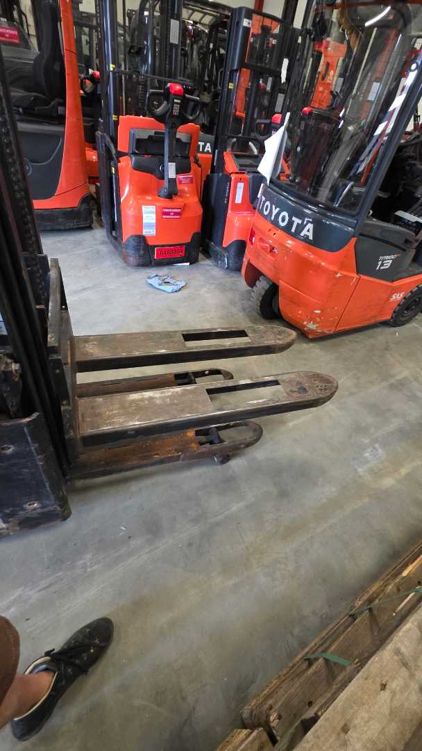 Used Forklift BT SWE140L Balstdakšu krautņotājs ar dīseli (Image 4) Used Forklift BT SWE140L Balstdakšu krautņotājs ar dīseli (Image 4)