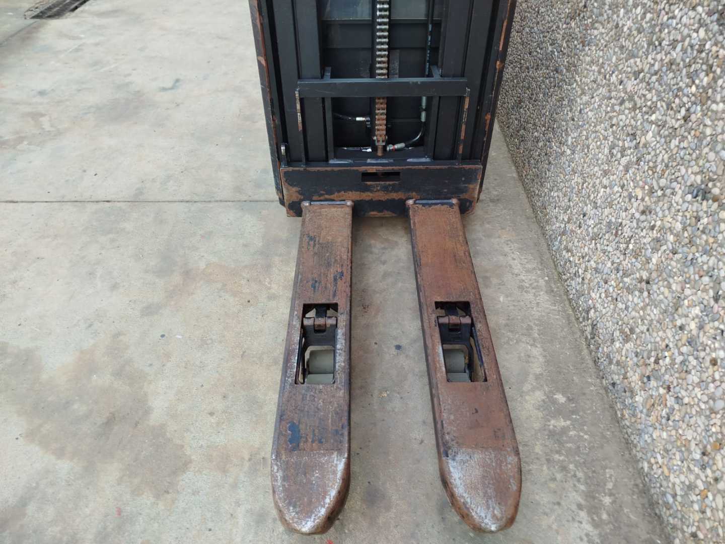 Used Forklift BT SPE160L Balstdakšu krautņotājs ar dīseli (Image 5)