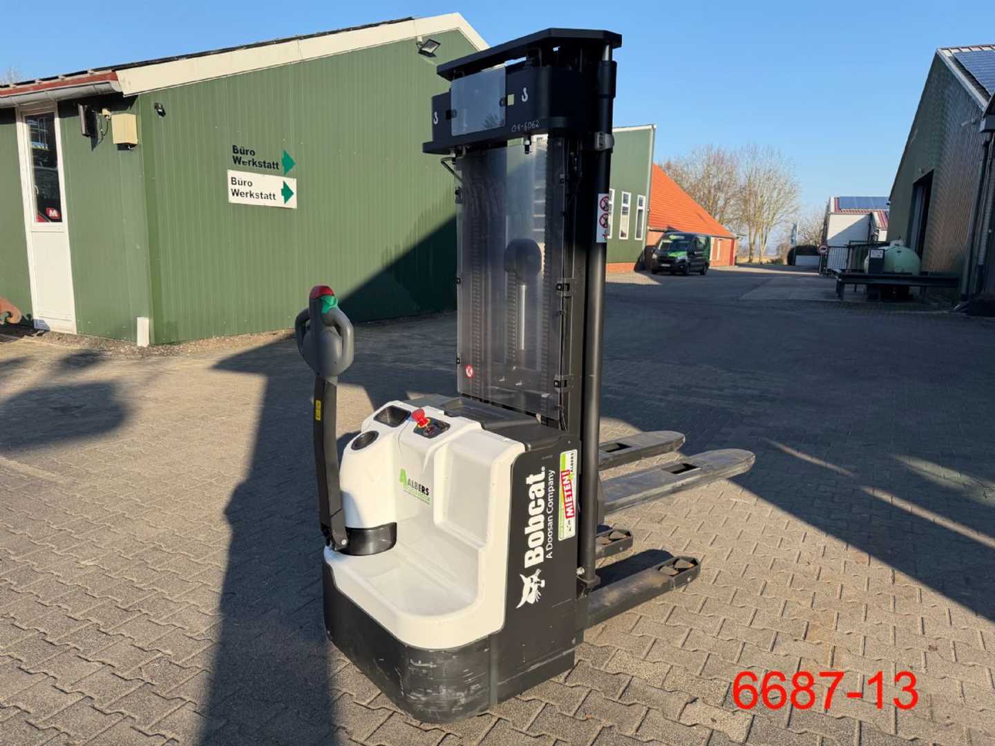 Used Forklift Bobcat BSL 16 N 7 Balstdakšu krautņotājs ar dīseli (Image 5) Used Forklift Bobcat BSL 16 N 7 Balstdakšu krautņotājs ar dīseli (Image 5)