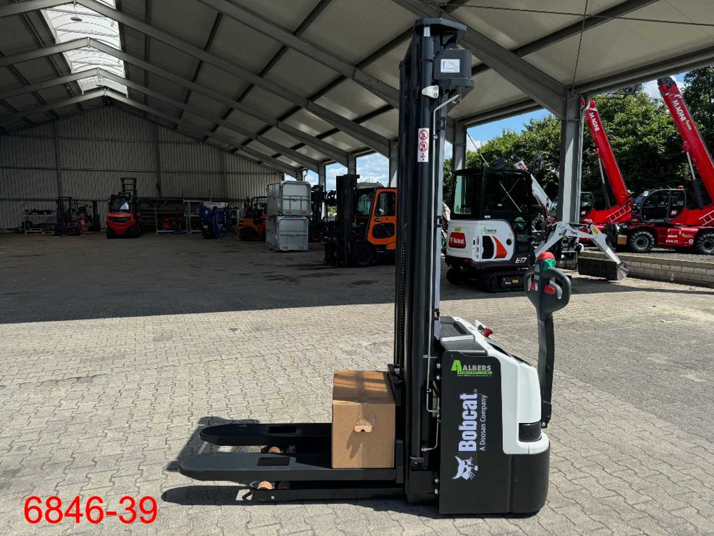 Used Forklift Bobcat BSL 16 N 7 Balstdakšu krautņotājs ar dīseli (Image 11) Used Forklift Bobcat BSL 16 N 7 Balstdakšu krautņotājs ar dīseli (Image 11)