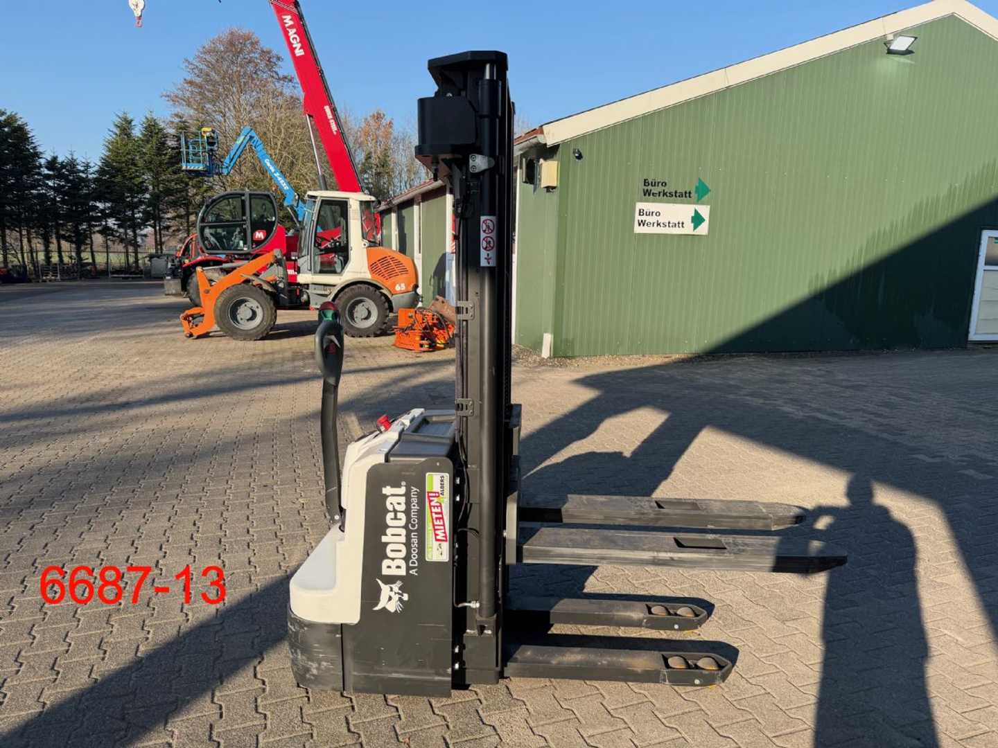 Used Forklift Bobcat BSL 16 N 7 Balstdakšu krautņotājs ar dīseli (Image 14) Used Forklift Bobcat BSL 16 N 7 Balstdakšu krautņotājs ar dīseli (Image 14)