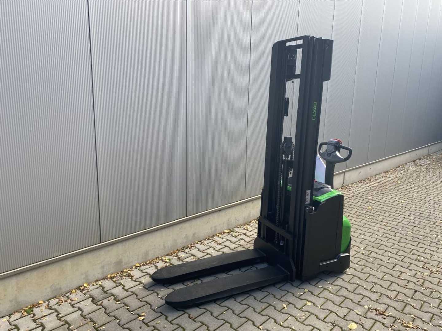 Used Forklift Cesab S214 Balstdakšu krautņotājs ar dīseli (Image 3)