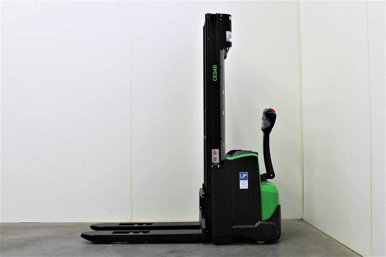 Used Forklift Cesab S 214 / 475 Balstdakšu krautņotājs ar dīseli (Image 1)