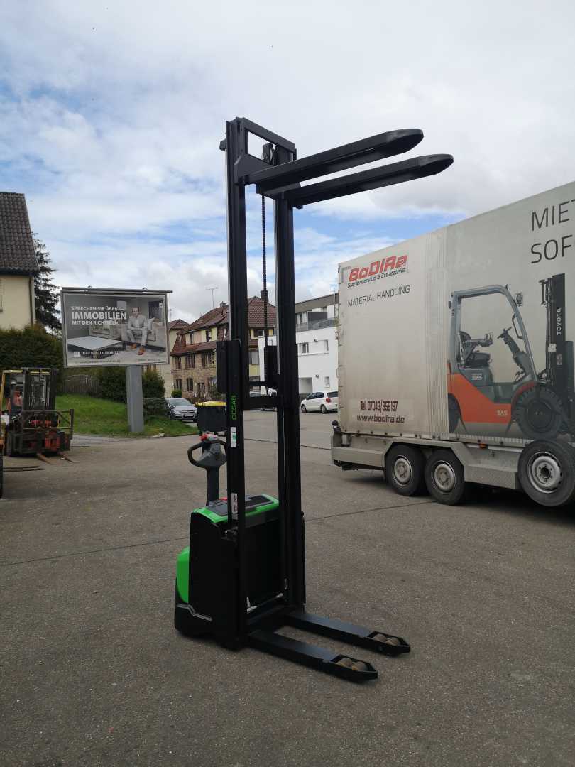 Used Forklift Cesab S210 Balstdakšu krautņotājs ar dīseli (Image 13) Used Forklift Cesab S210 Balstdakšu krautņotājs ar dīseli (Image 13)