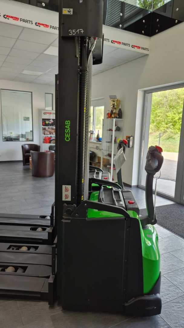 Used Forklift Cesab S216 Balstdakšu krautņotājs ar dīseli (Image 2) Used Forklift Cesab S216 Balstdakšu krautņotājs ar dīseli (Image 2)