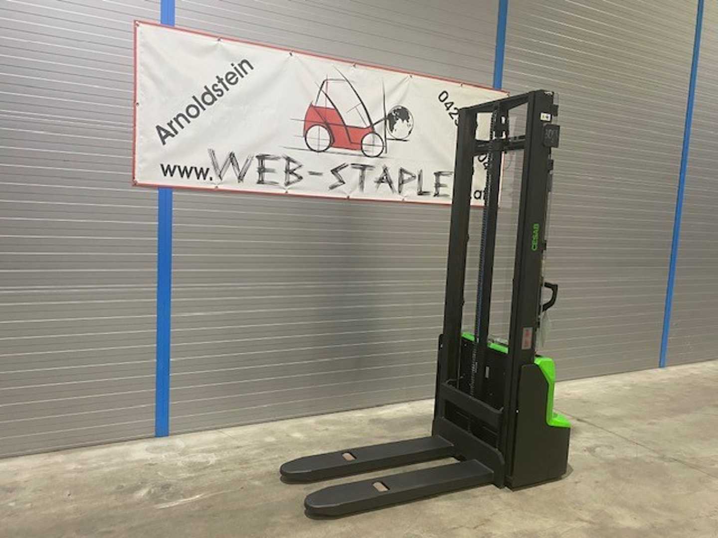 Used Forklift Cesab S010i Balstdakšu krautņotājs ar dīseli (Image 2) Used Forklift Cesab S010i Balstdakšu krautņotājs ar dīseli (Image 2)