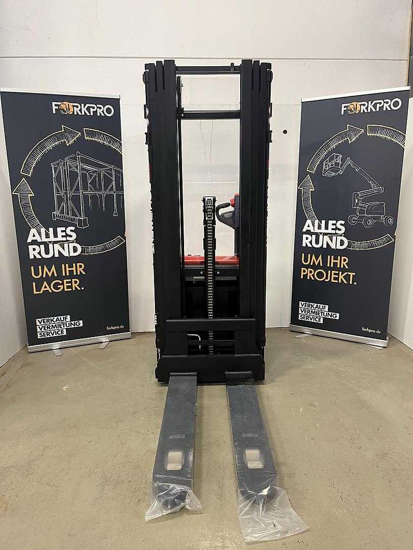 Used Forklift EP WSi161 / WSA161i NEU Balstdakšu krautņotājs ar dīseli (Image 3) Used Forklift EP WSi161 / WSA161i NEU Balstdakšu krautņotājs ar dīseli (Image 3)