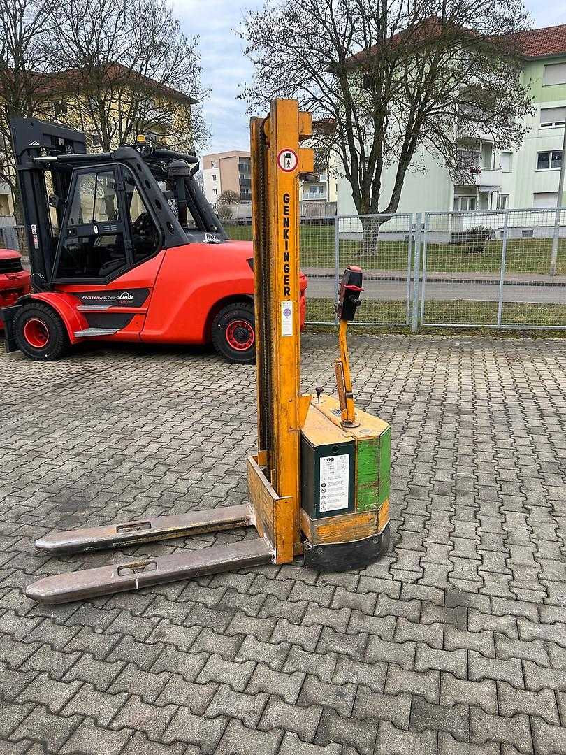 Used Forklift Genkinger EGV 1035 Balstdakšu krautņotājs ar dīseli (Image 2)