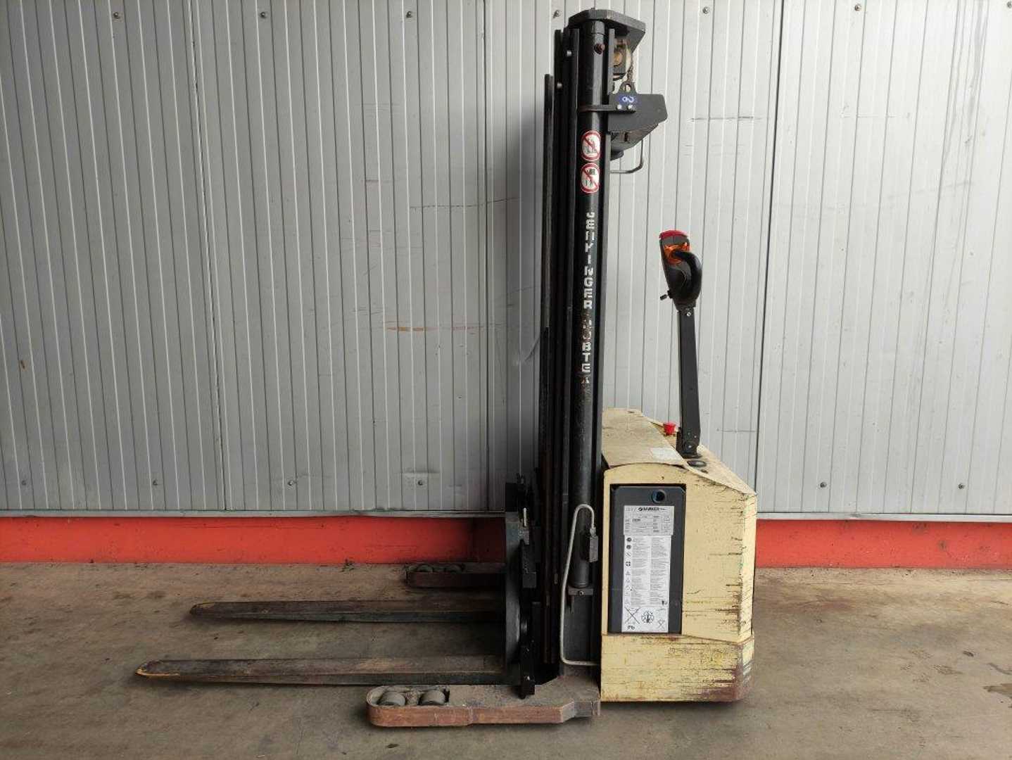 Used Forklift Hubtex EGP16/45-So Balstdakšu krautņotājs ar dīseli (Image 1) Used Forklift Hubtex EGP16/45-So Balstdakšu krautņotājs ar dīseli (Image 1)