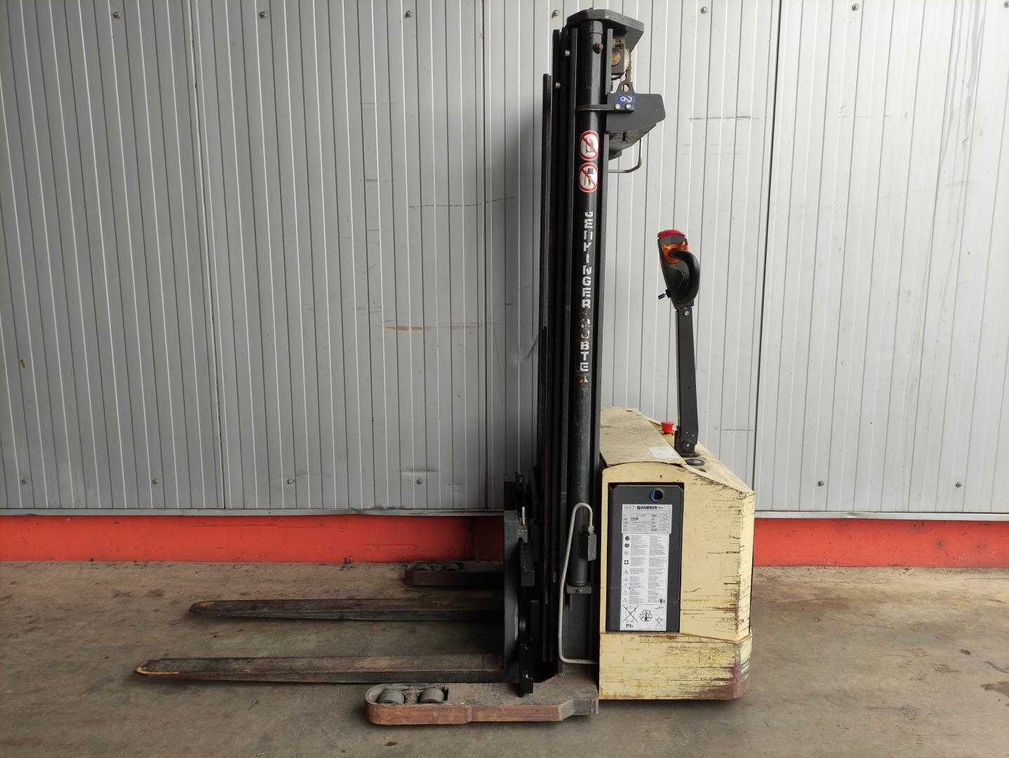Used Forklift Hubtex EGP16/45-So Balstdakšu krautņotājs ar dīseli (Image 6) Used Forklift Hubtex EGP16/45-So Balstdakšu krautņotājs ar dīseli (Image 6)