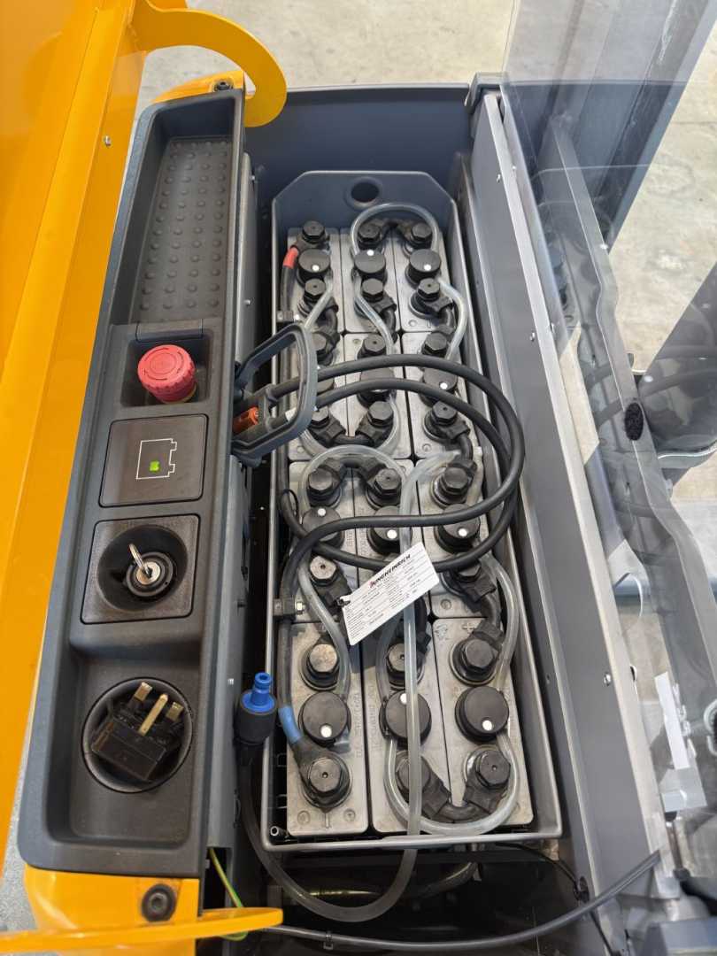 Used Forklift Jungheinrich EJC 216 / nur 63 Std. Balstdakšu krautņotājs ar dīseli (Image 6)