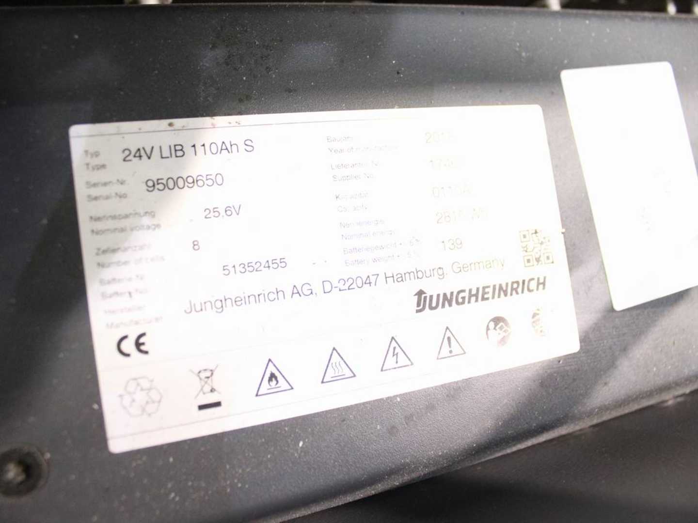 Used Forklift Jungheinrich EJC 110 G115-57-250ZZ Li-Ion Balstdakšu krautņotājs ar dīseli (Image 4) Used Forklift Jungheinrich EJC 110 G115-57-250ZZ Li-Ion Balstdakšu krautņotājs ar dīseli (Image 4)
