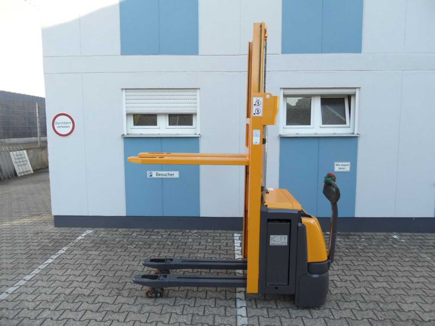 Used Forklift Jungheinrich EJC 212z - neue Batterie - Initialhub (Basishub) Balstdakšu krautņotājs ar dīseli (Image 5)