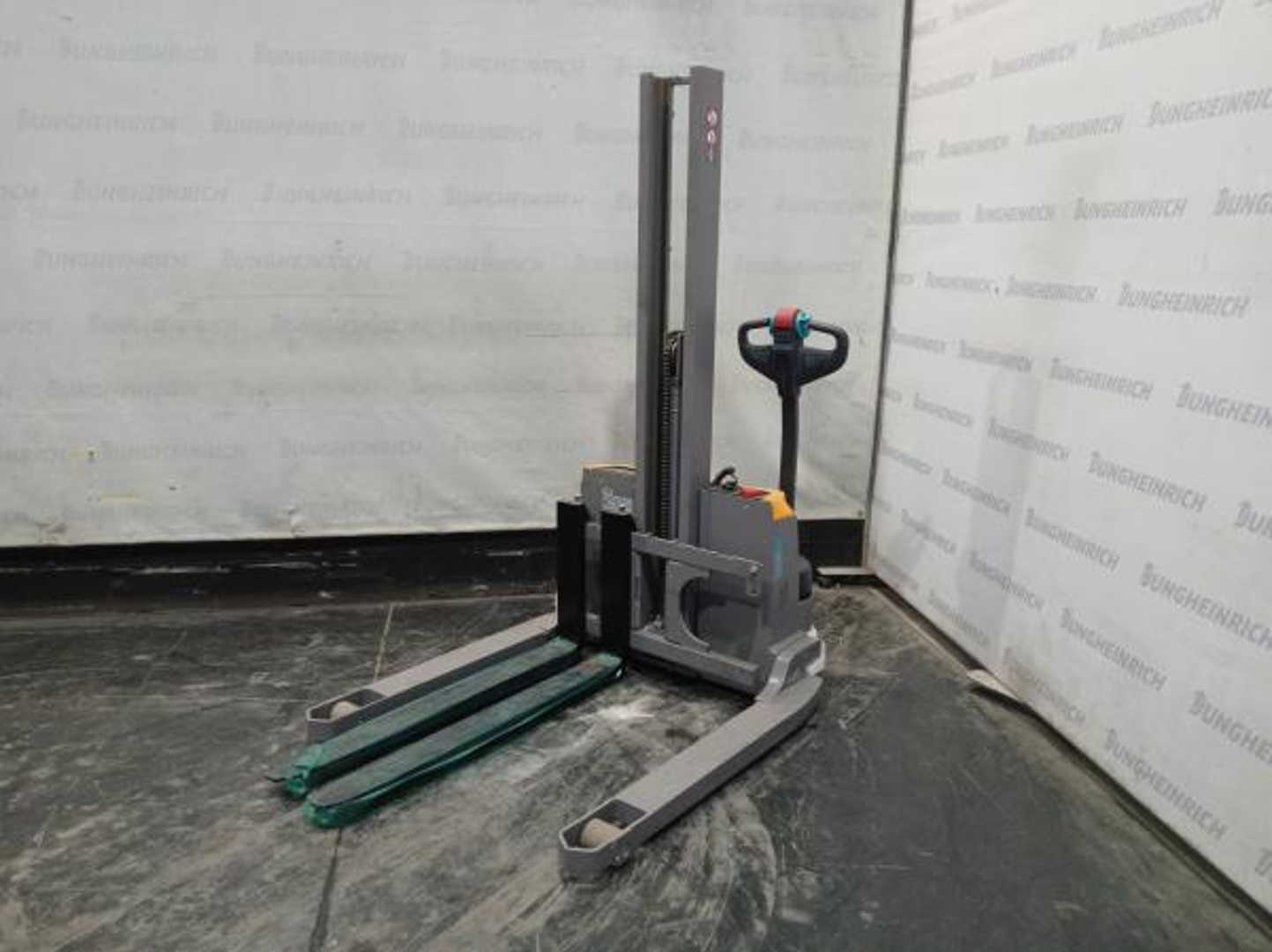 Used Forklift Jungheinrich EJC M10b i G 115 154 E Balstdakšu krautņotājs ar dīseli (Image 2)