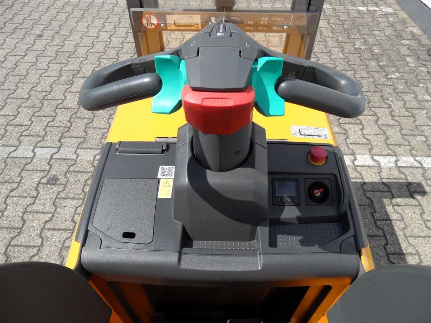 Used Forklift Jungheinrich ERD 220 - Doppelstock - Initialhub - Plattform Balstdakšu krautņotājs ar dīseli (Image 6)
