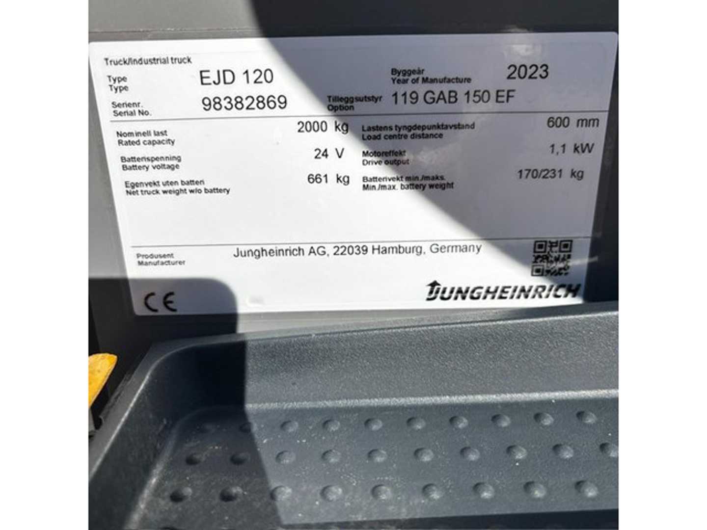 Used Forklift Jungheinrich EJD 120 150 E Balstdakšu krautņotājs ar dīseli (Image 5) Used Forklift Jungheinrich EJD 120 150 E Balstdakšu krautņotājs ar dīseli (Image 5)