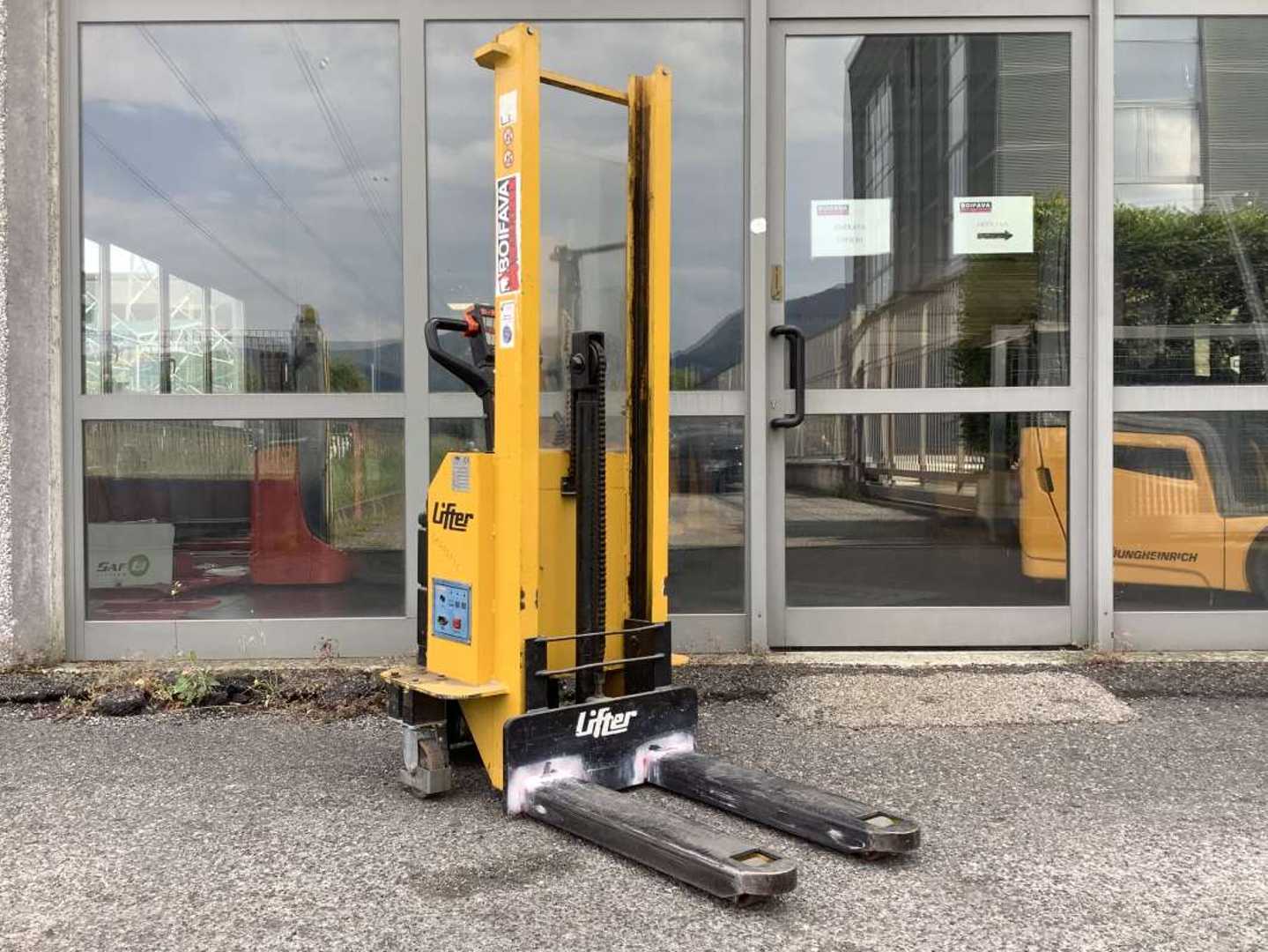 Used Forklift Lifter G10/16 Balstdakšu krautņotājs ar dīseli (Image 2)