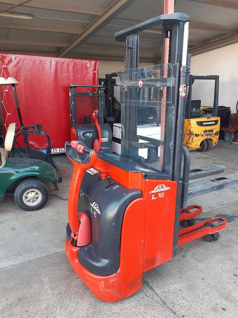 Used Forklift Linde L 16 i Balstdakšu krautņotājs ar dīseli (Image 4) Used Forklift Linde L 16 i Balstdakšu krautņotājs ar dīseli (Image 4)
