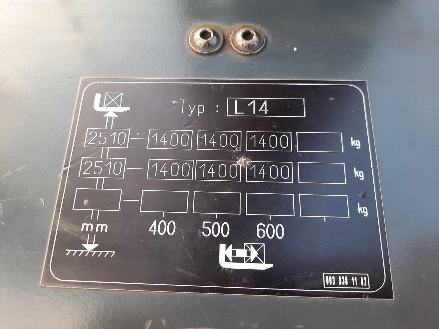 Used Forklift Linde L14 nur 402 Std Batterie 01/22 Balstdakšu krautņotājs ar dīseli (Image 12) Used Forklift Linde L14 nur 402 Std Batterie 01/22 Balstdakšu krautņotājs ar dīseli (Image 12)