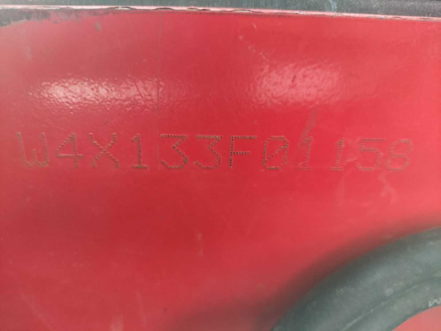 Used Forklift Linde L12LAPi Balstdakšu krautņotājs ar dīseli (Image 5) Used Forklift Linde L12LAPi Balstdakšu krautņotājs ar dīseli (Image 5)