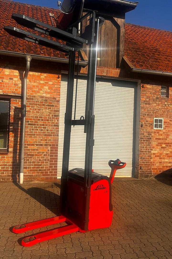 Used Forklift Linde L16 Balstdakšu krautņotājs ar dīseli (Image 1)