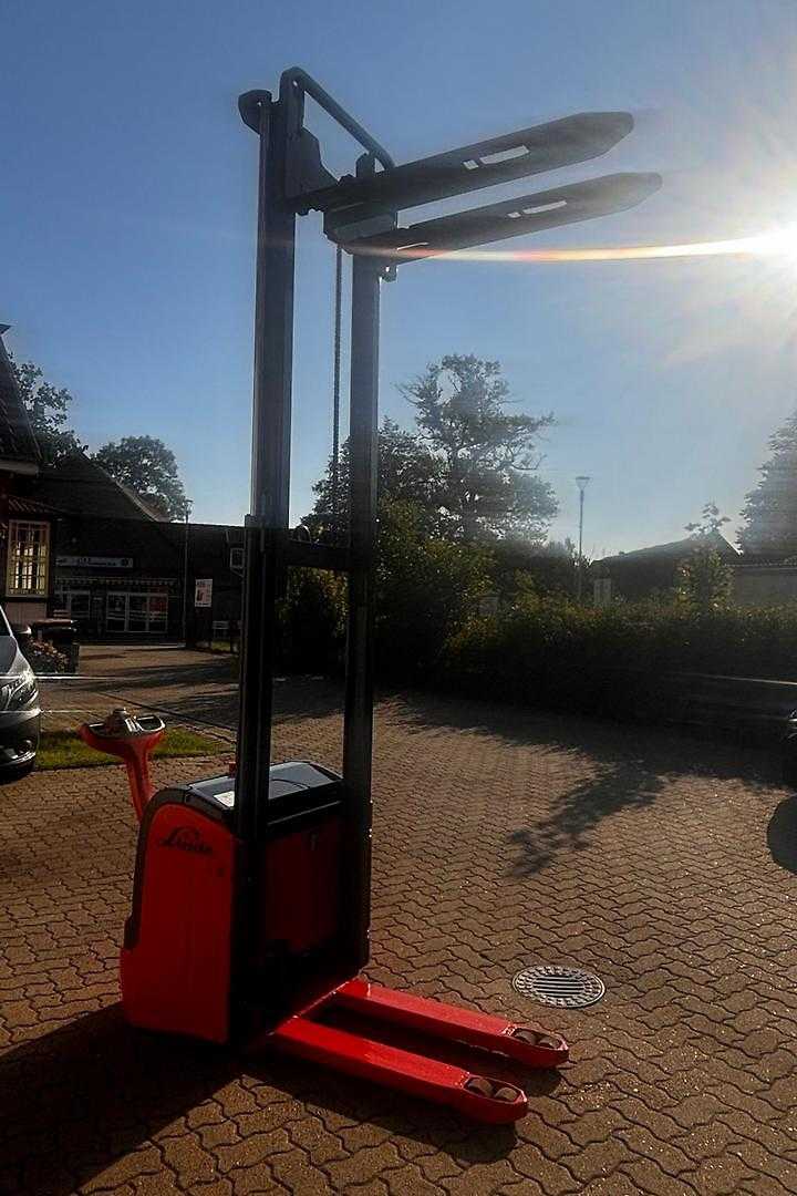 Used Forklift Linde L16 Balstdakšu krautņotājs ar dīseli (Image 3)