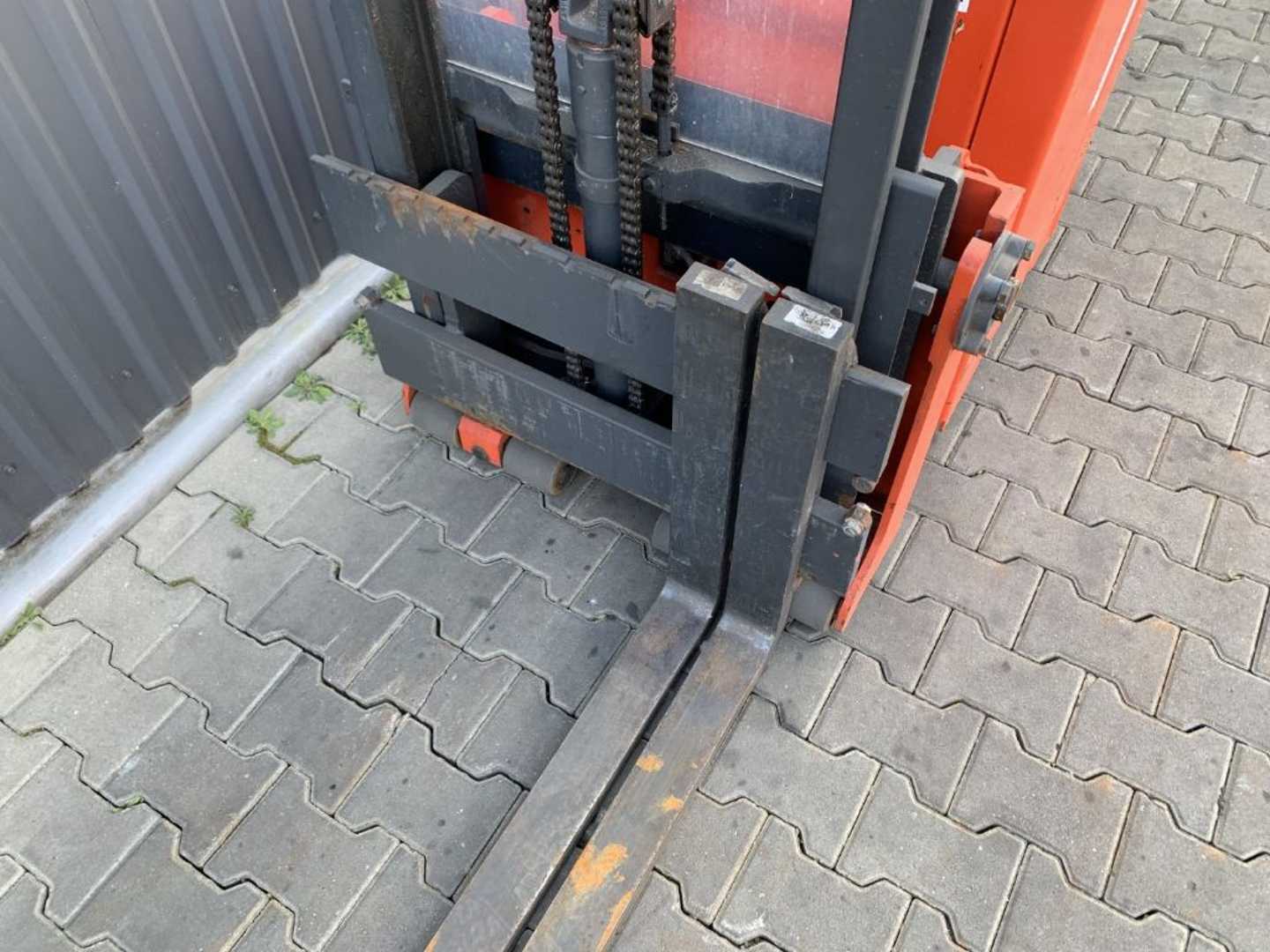 Used Forklift Linde L06AC Balstdakšu krautņotājs ar dīseli (Image 9) Used Forklift Linde L06AC Balstdakšu krautņotājs ar dīseli (Image 9)