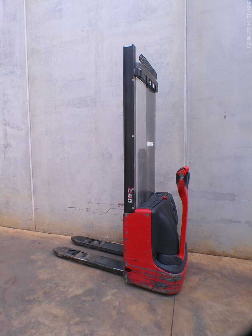 Used Forklift Linde L 10 Balstdakšu krautņotājs ar dīseli (Image 1) Used Forklift Linde L 10 Balstdakšu krautņotājs ar dīseli (Image 1)