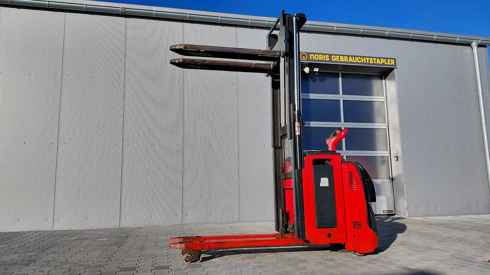 Used Forklift Linde D12HPAP Balstdakšu krautņotājs ar dīseli (Image 3) Used Forklift Linde D12HPAP Balstdakšu krautņotājs ar dīseli (Image 3)