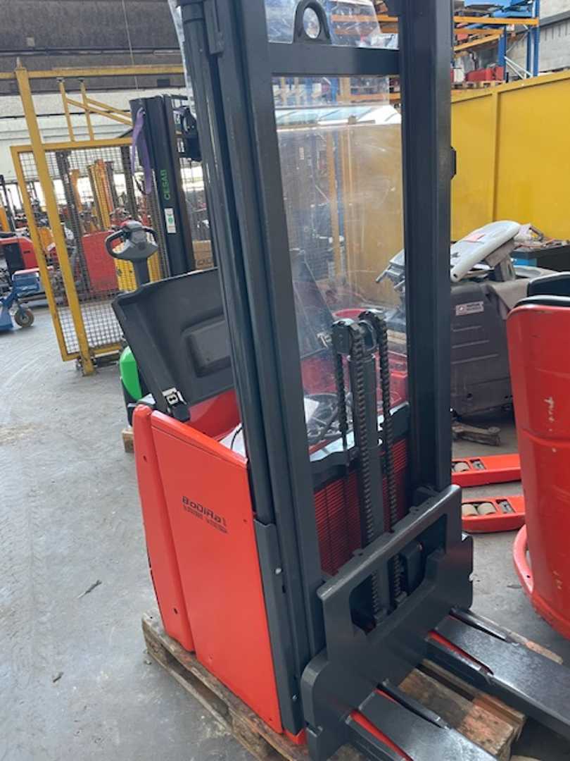 Used Forklift Linde L16 Balstdakšu krautņotājs ar dīseli (Image 8) Used Forklift Linde L16 Balstdakšu krautņotājs ar dīseli (Image 8)