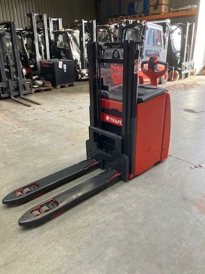 Used Forklift Linde D10B Balstdakšu krautņotājs ar dīseli (Image 3)