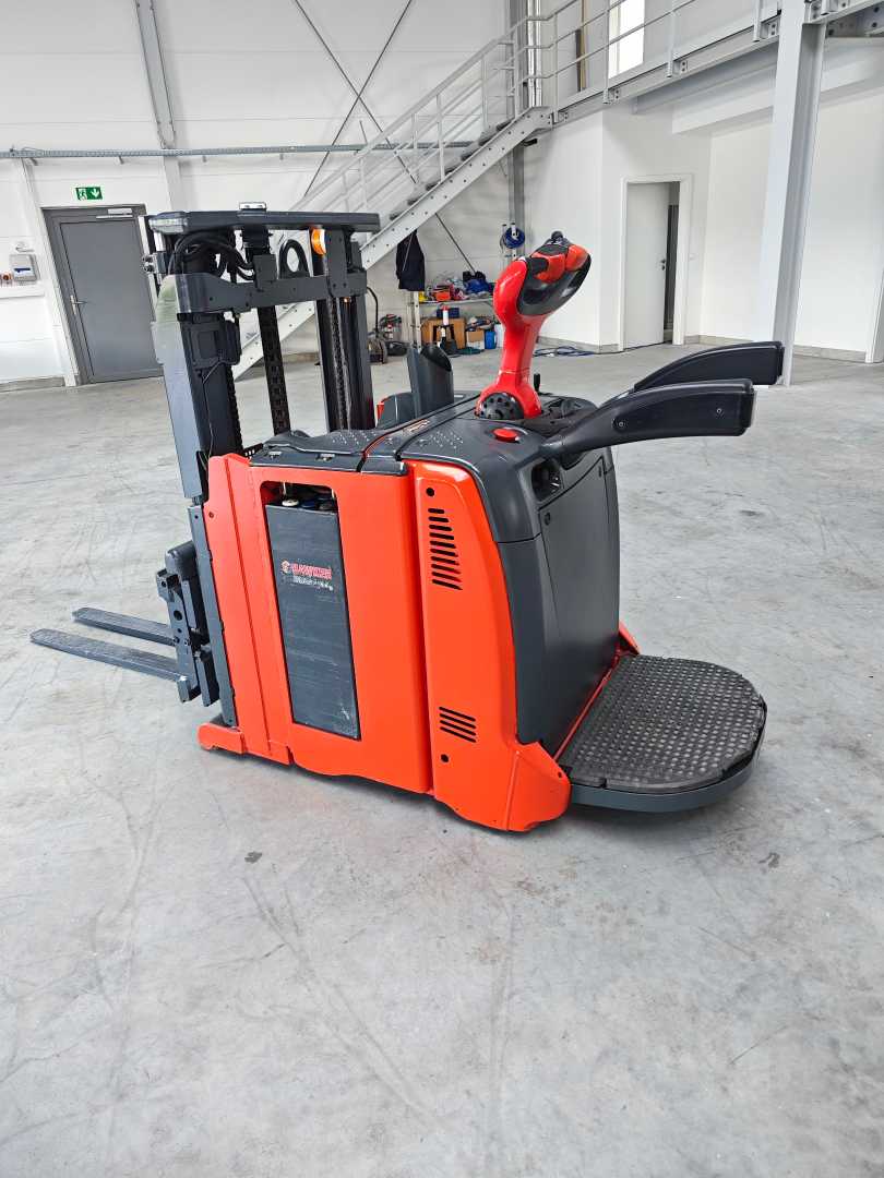 Used Forklift Linde L06 AC AP Balstdakšu krautņotājs ar dīseli (Image 10) Used Forklift Linde L06 AC AP Balstdakšu krautņotājs ar dīseli (Image 10)