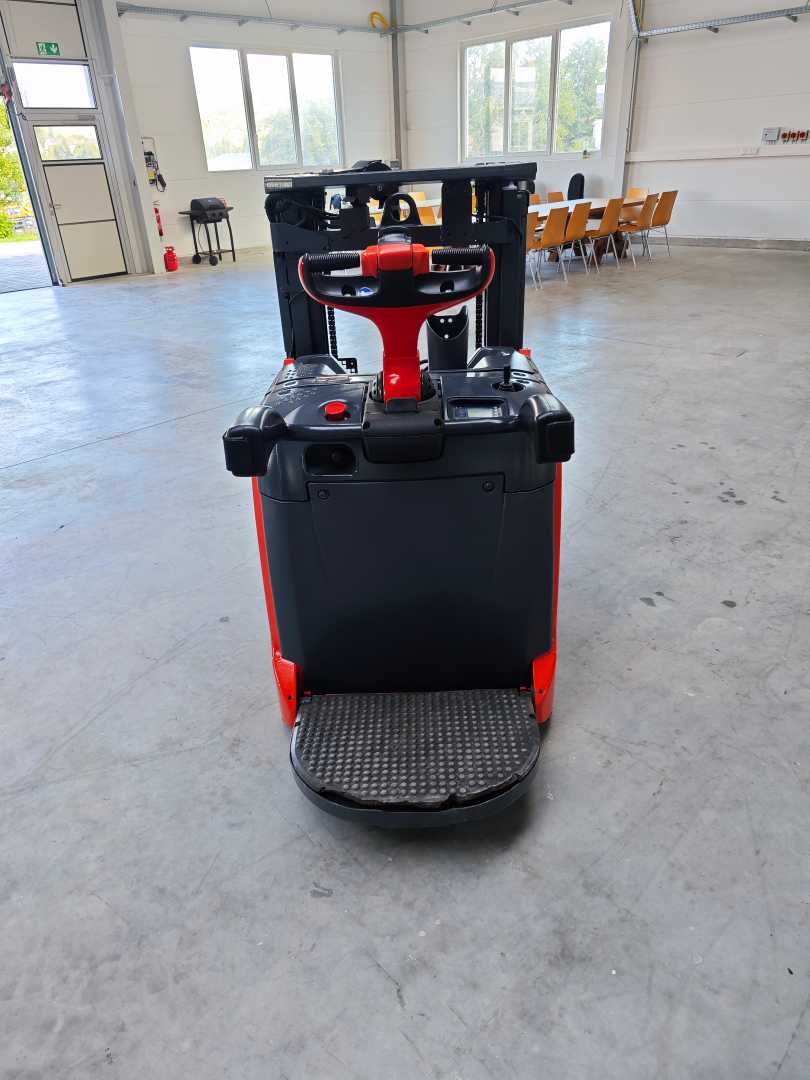 Used Forklift Linde L06 AC AP Balstdakšu krautņotājs ar dīseli (Image 11) Used Forklift Linde L06 AC AP Balstdakšu krautņotājs ar dīseli (Image 11)