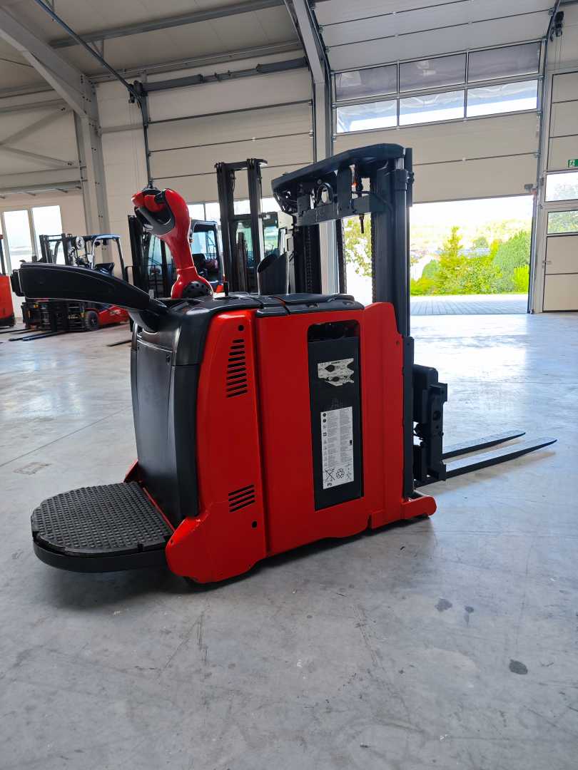 Used Forklift Linde L06 AC AP Balstdakšu krautņotājs ar dīseli (Image 12) Used Forklift Linde L06 AC AP Balstdakšu krautņotājs ar dīseli (Image 12)
