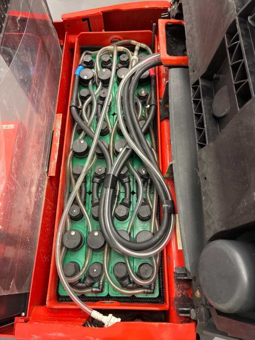Used Forklift Linde D08-1160-01 Balstdakšu krautņotājs ar dīseli (Image 4)