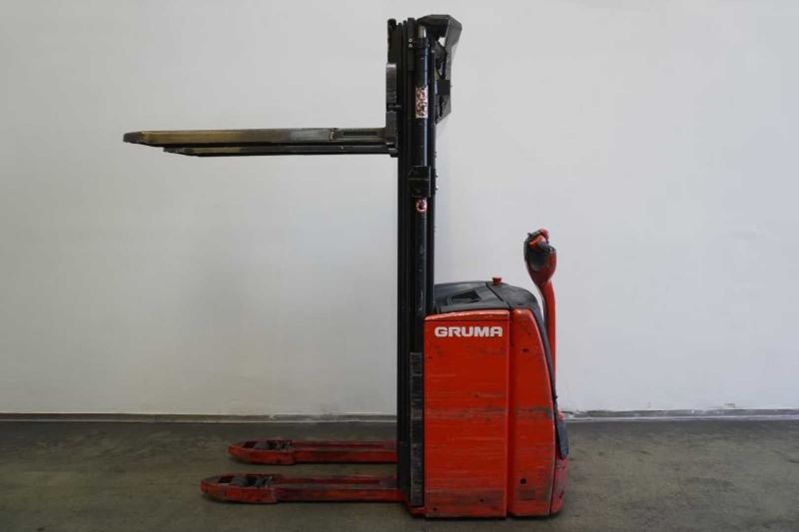 Used Forklift Linde L 16 i 1173 Balstdakšu krautņotājs ar dīseli (Image 3)