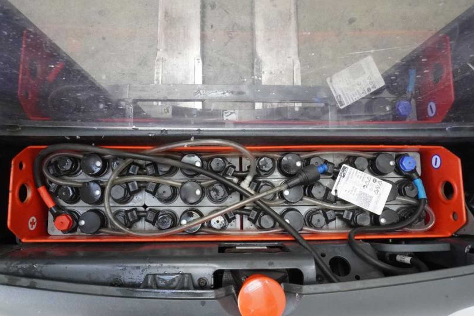 Used Forklift Linde L 10 B 1172 Balstdakšu krautņotājs ar dīseli (Image 4)