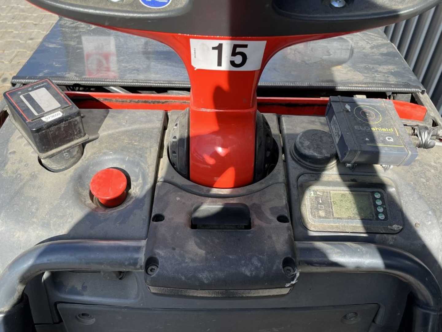 Used Forklift Linde L12LAP Balstdakšu krautņotājs ar dīseli (Image 9) Used Forklift Linde L12LAP Balstdakšu krautņotājs ar dīseli (Image 9)