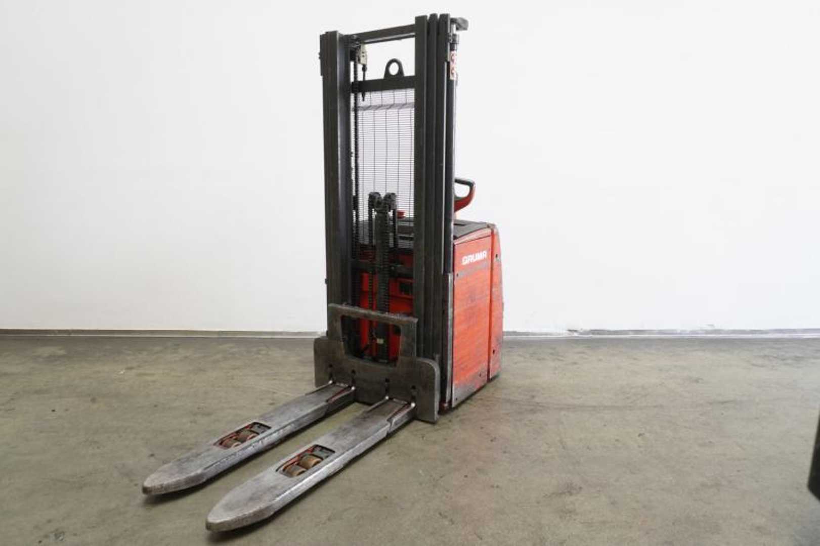 Used Forklift Linde L 16 i 1173 Balstdakšu krautņotājs ar dīseli (Image 2)