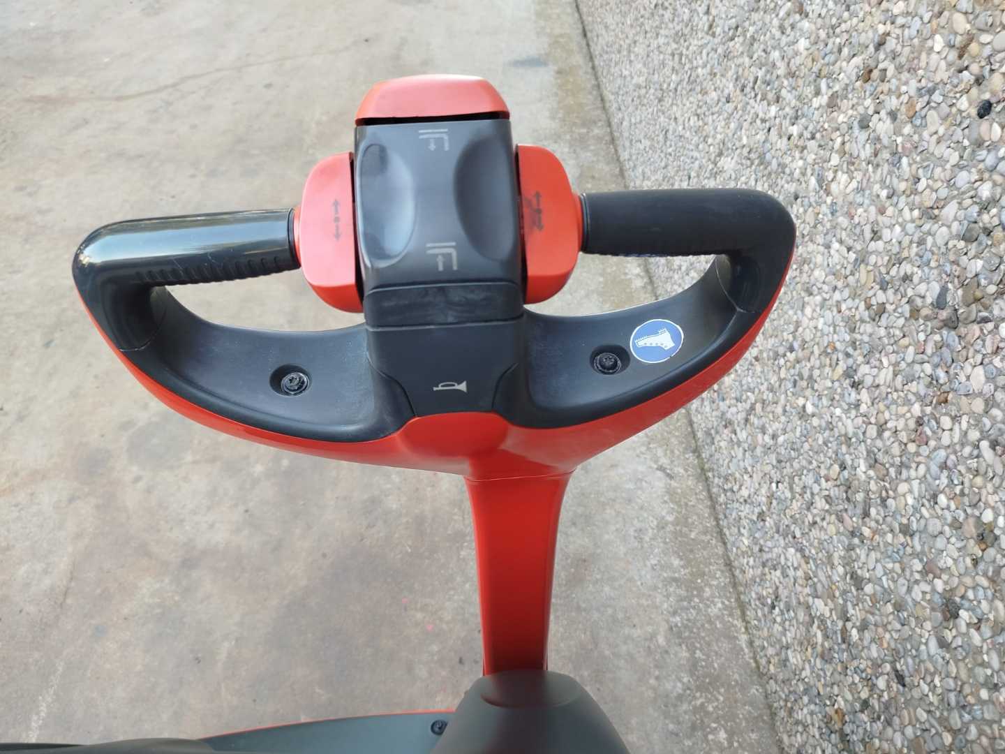 Used Forklift Linde L10B Li-ion Balstdakšu krautņotājs ar dīseli (Image 5)