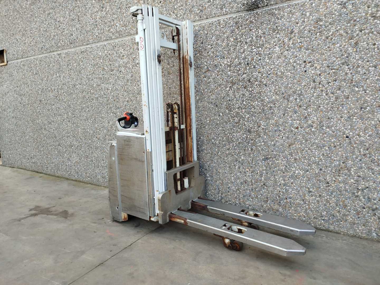 Used Forklift Linde L14i inox Balstdakšu krautņotājs ar dīseli (Image 3)