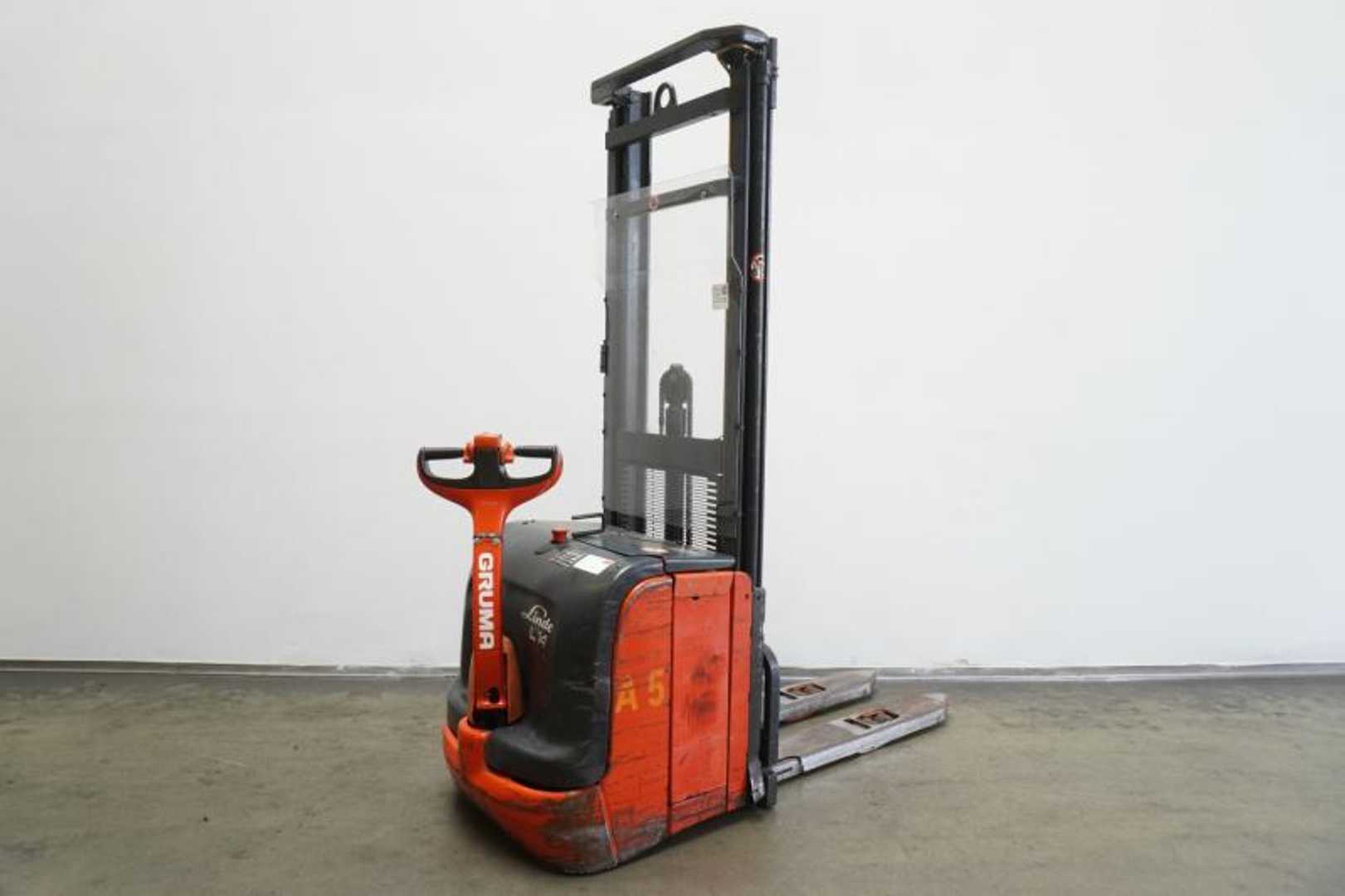 Used Forklift Linde L 14 i 372 Balstdakšu krautņotājs ar dīseli (Image 1)