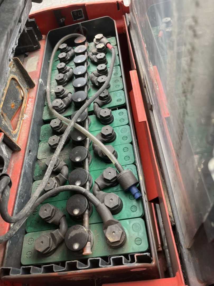 Used Forklift Linde D08 Balstdakšu krautņotājs ar dīseli (Image 8) Used Forklift Linde D08 Balstdakšu krautņotājs ar dīseli (Image 8)