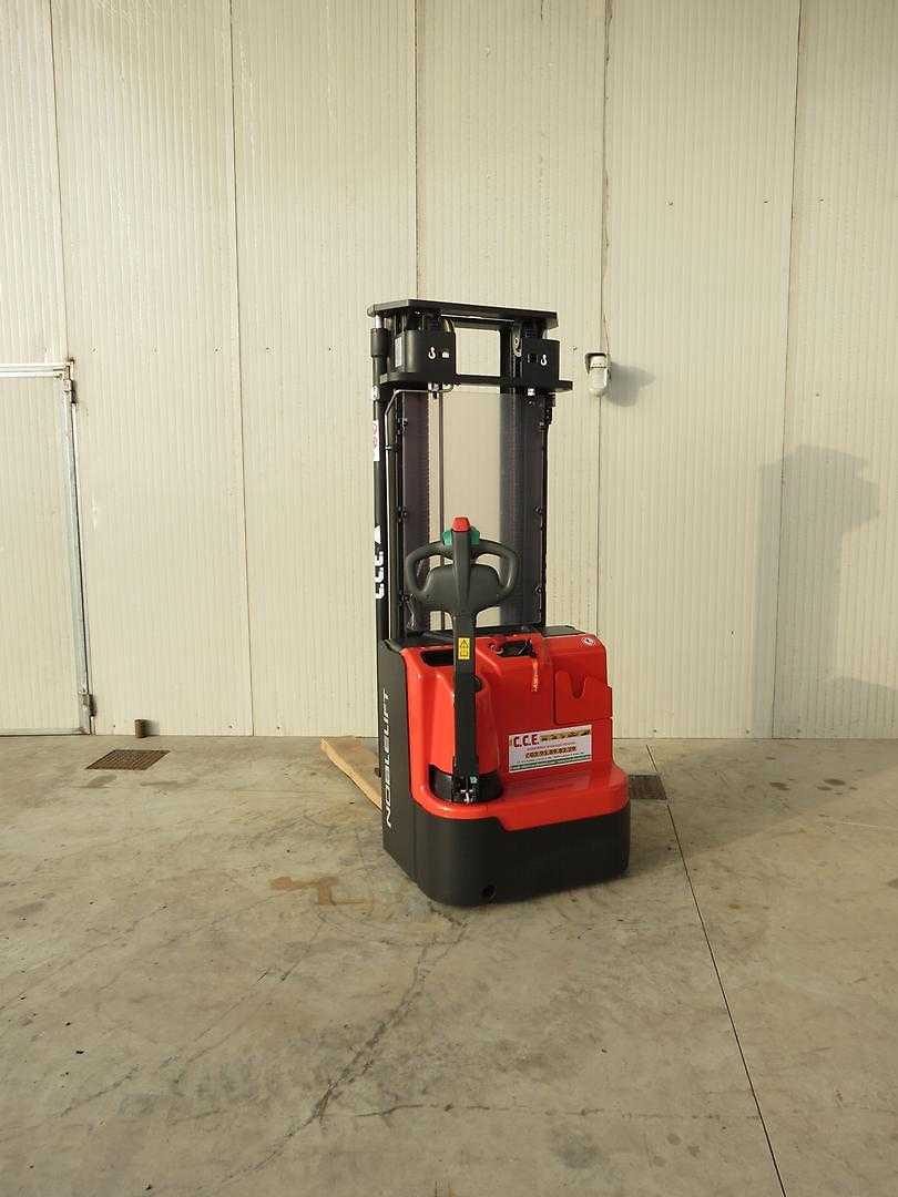Used Forklift Noblelift PS16L Balstdakšu krautņotājs ar dīseli (Image 3) Used Forklift Noblelift PS16L Balstdakšu krautņotājs ar dīseli (Image 3)