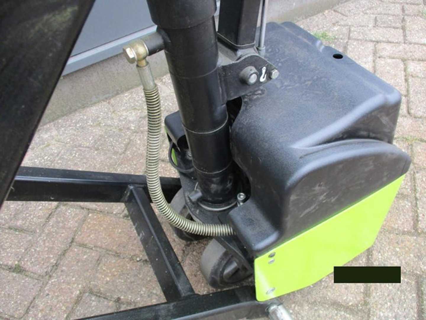 Used Forklift Pramac HX10E-L540 Balstdakšu krautņotājs ar dīseli (Image 10) Used Forklift Pramac HX10E-L540 Balstdakšu krautņotājs ar dīseli (Image 10)